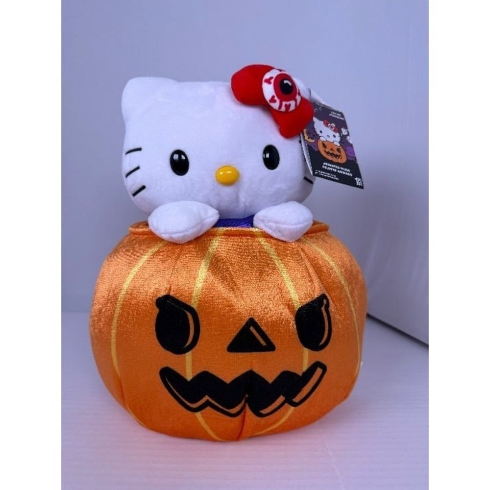 NWT - Hello Kitty Halloween Pumpkin Animated Plush‎ - 2025